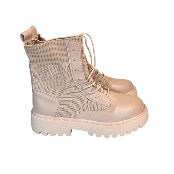 Chunky Sole Lace-Up Combat Boots Knit Ankle Cream Faux Leather Women’s 39EU/8.5 - Picture 1 of 11